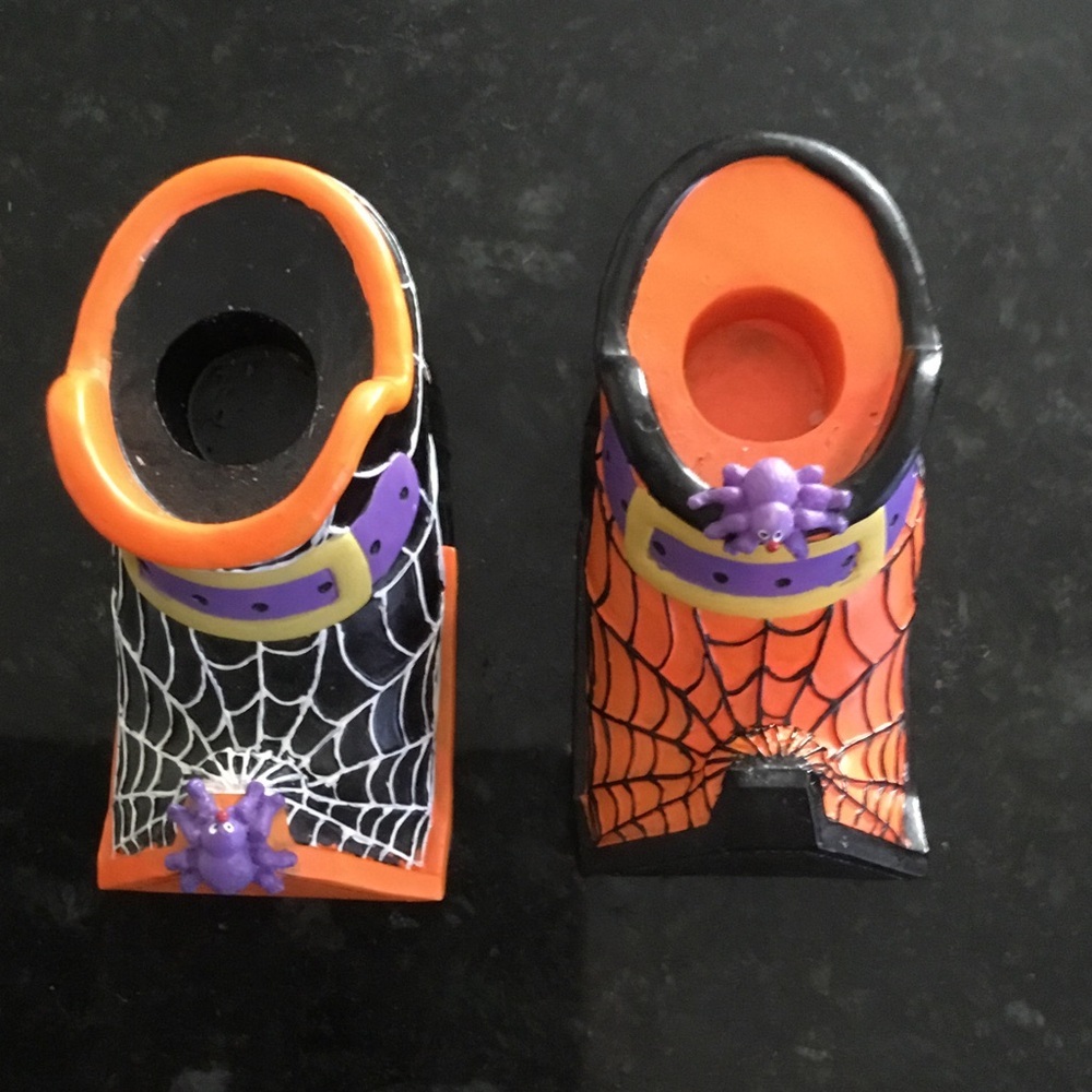 Halloween witch boots with spiderwebs! - Picture 7 of 7